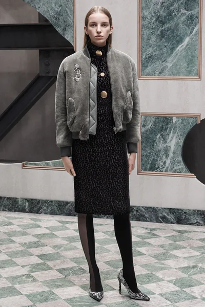 Look 30